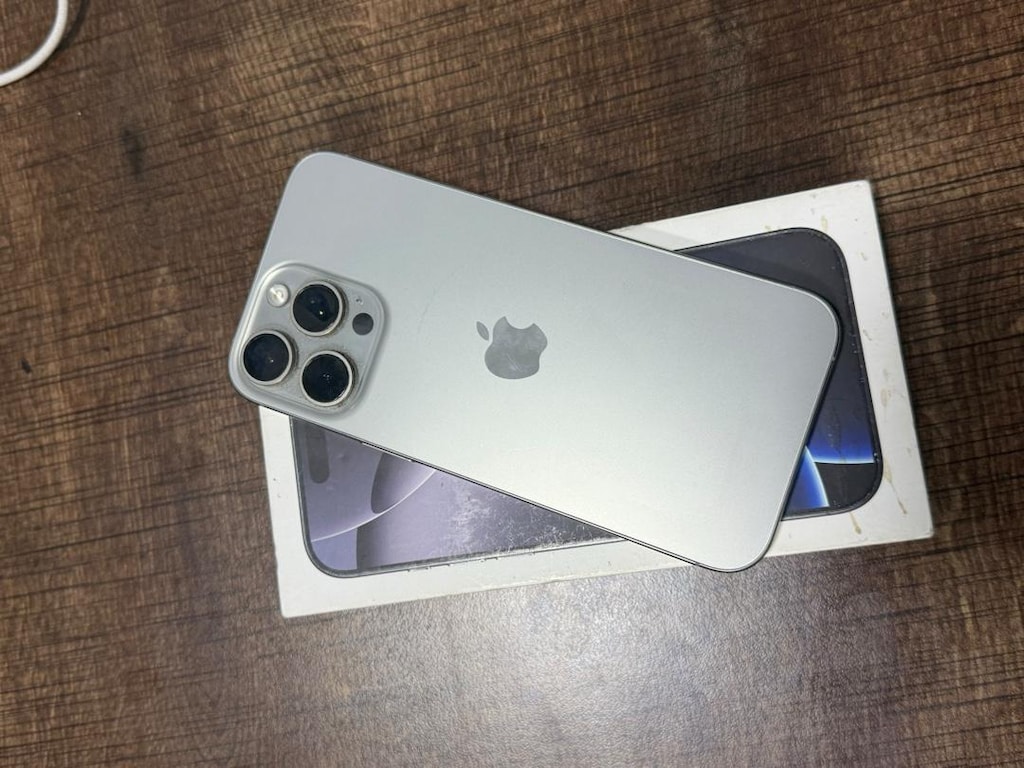 İPHONE 16 PRO MAX 256GB NATUREL TİTANYUM PİL SAĞLIĞI 92 YD - 13