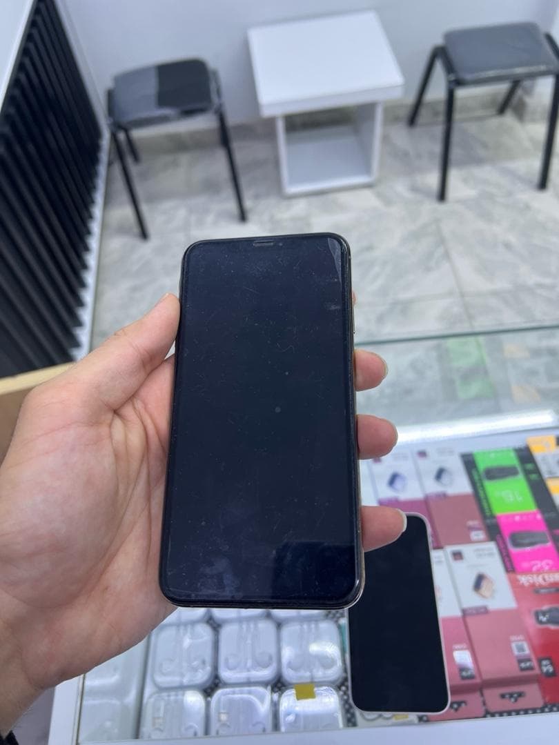 İPhone XS Max 64 GB - 2