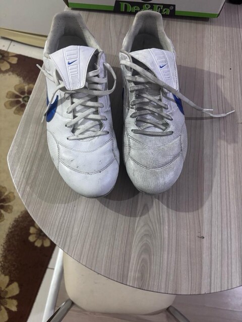 nike premier 3 vidalı krampon
