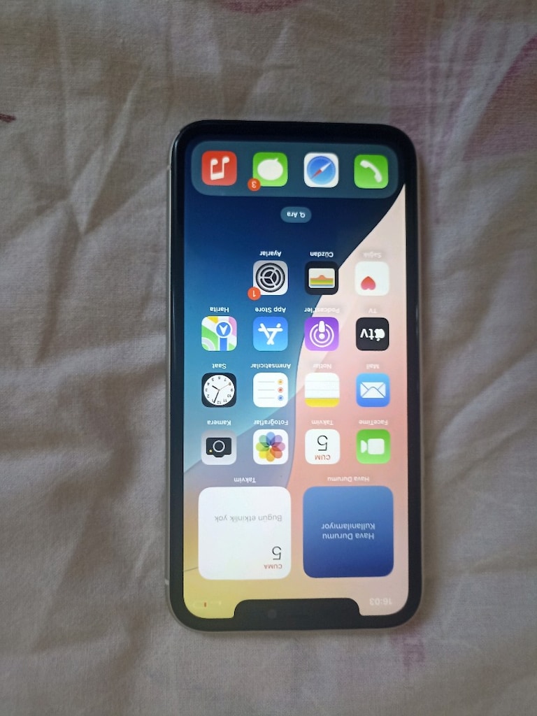 iPhone 11 promax 64 GB - 2