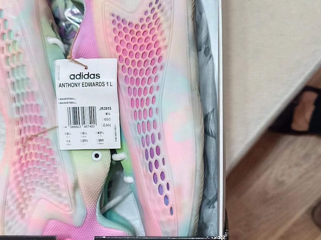 Adidas Anthony Edwards orjinal kutusunda sıfır gibi üründür - 7