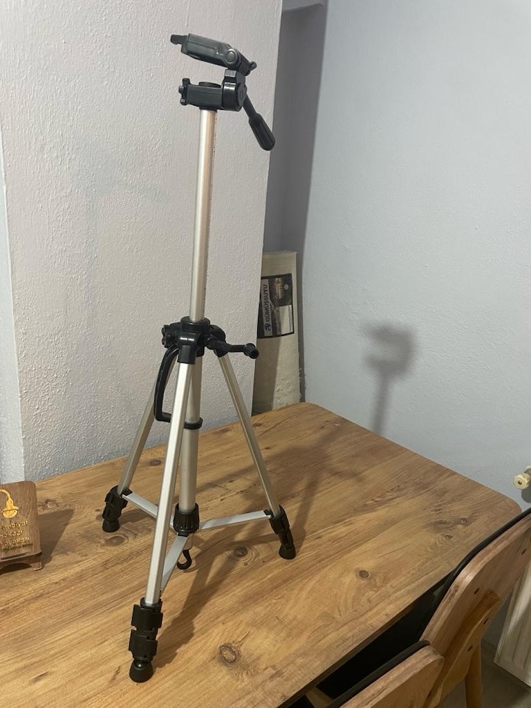 tripod - 3