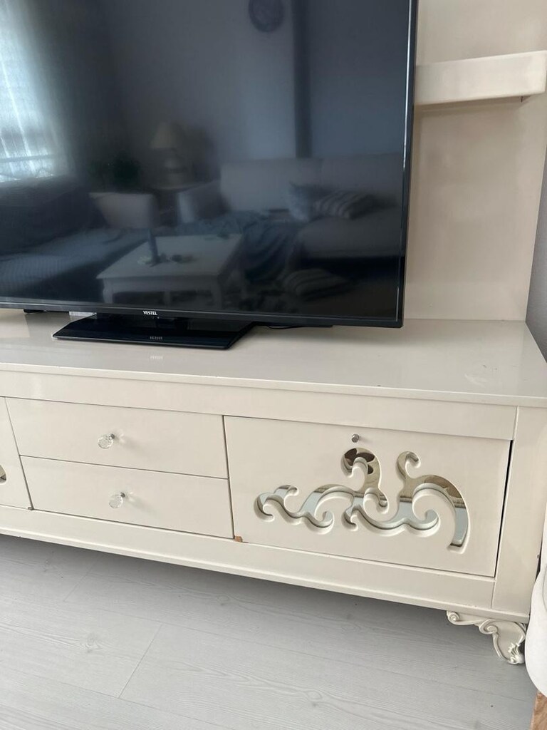 tv ünitesi ve dolabı - 3