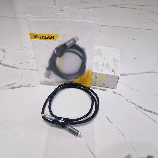 Essager 100 W LED Ekranlı USB-C ↔ USB-C Kablo | 1 m | PD 100 W