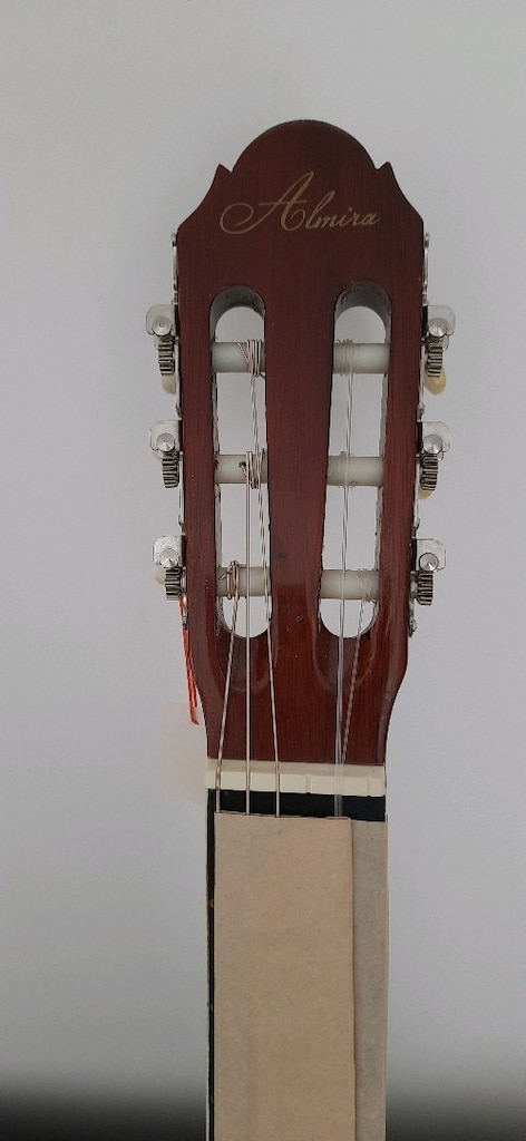Almira MG917 Klasik 4/4 gitar(Sıfır ürün) Tuner, pena, kılıf hediye!!! - 3