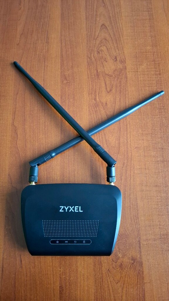Zyxel Access Point - 2