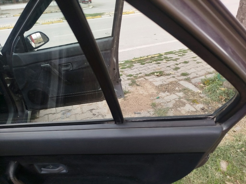 acil ihtiyaçtan satılık cam gibi Renault 19 EUROPA 1.6 2000 model - 11