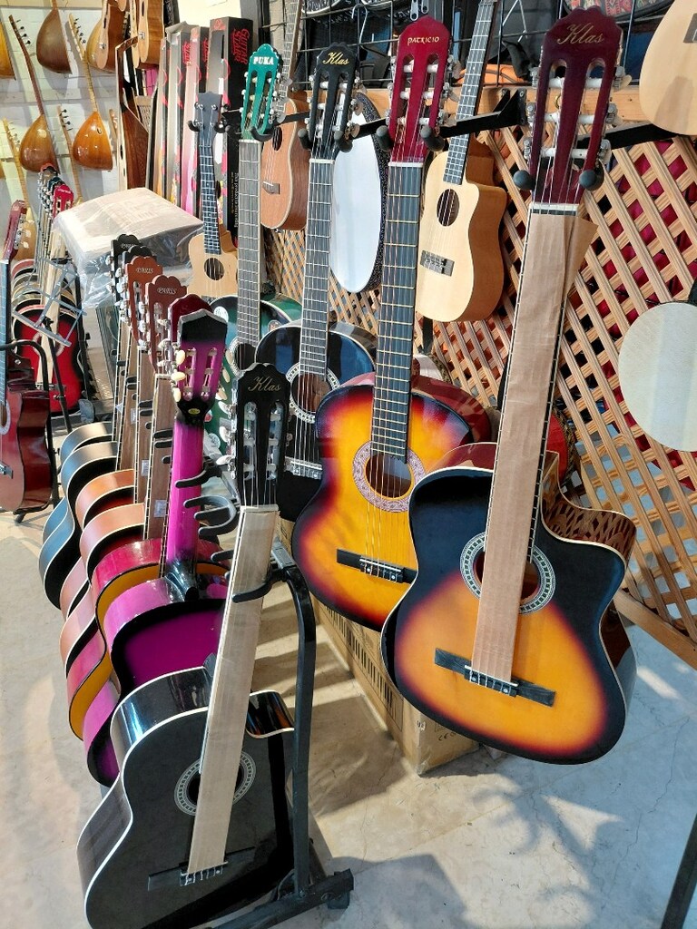 öğrenci gitarı - 2