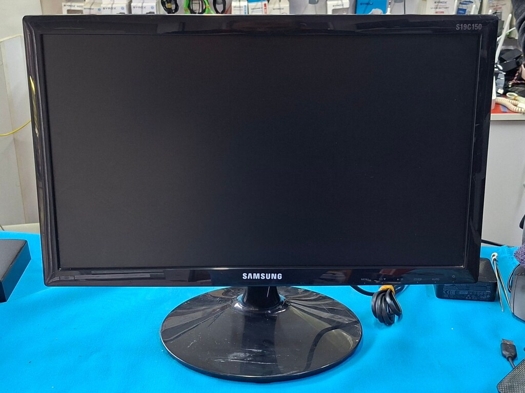 Samsung 18.5" 5ms S19C150F Geniş Ekran LED Monitör - 2