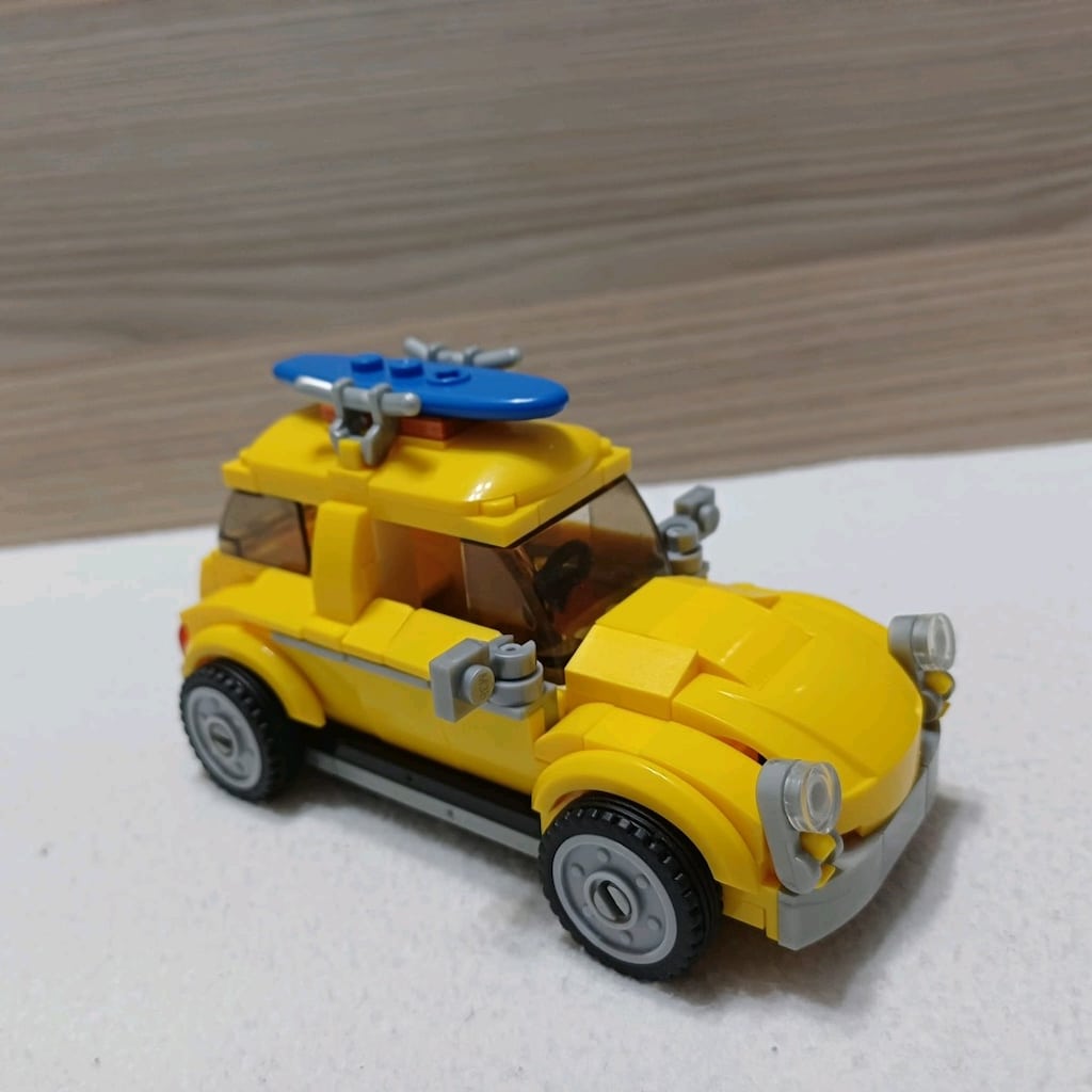 LEGO Uyumlu Nostaljik Sarı Vosvos & Sörfçü Figür Seti |Yapım Kılavuzlu - 9