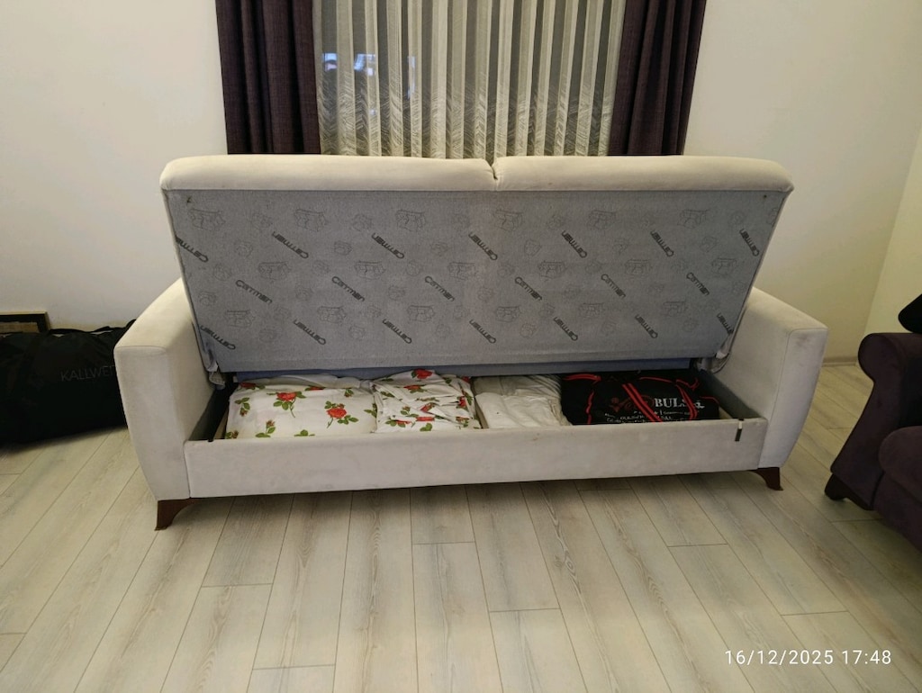 Kanepe Üçlü - 4