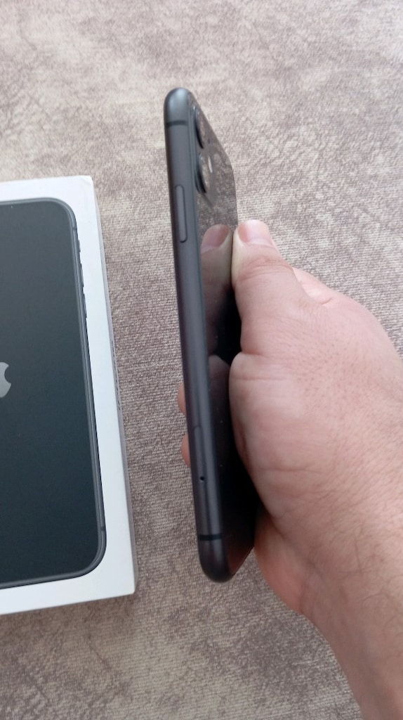 İPHONE 11 64 GB TR - 3