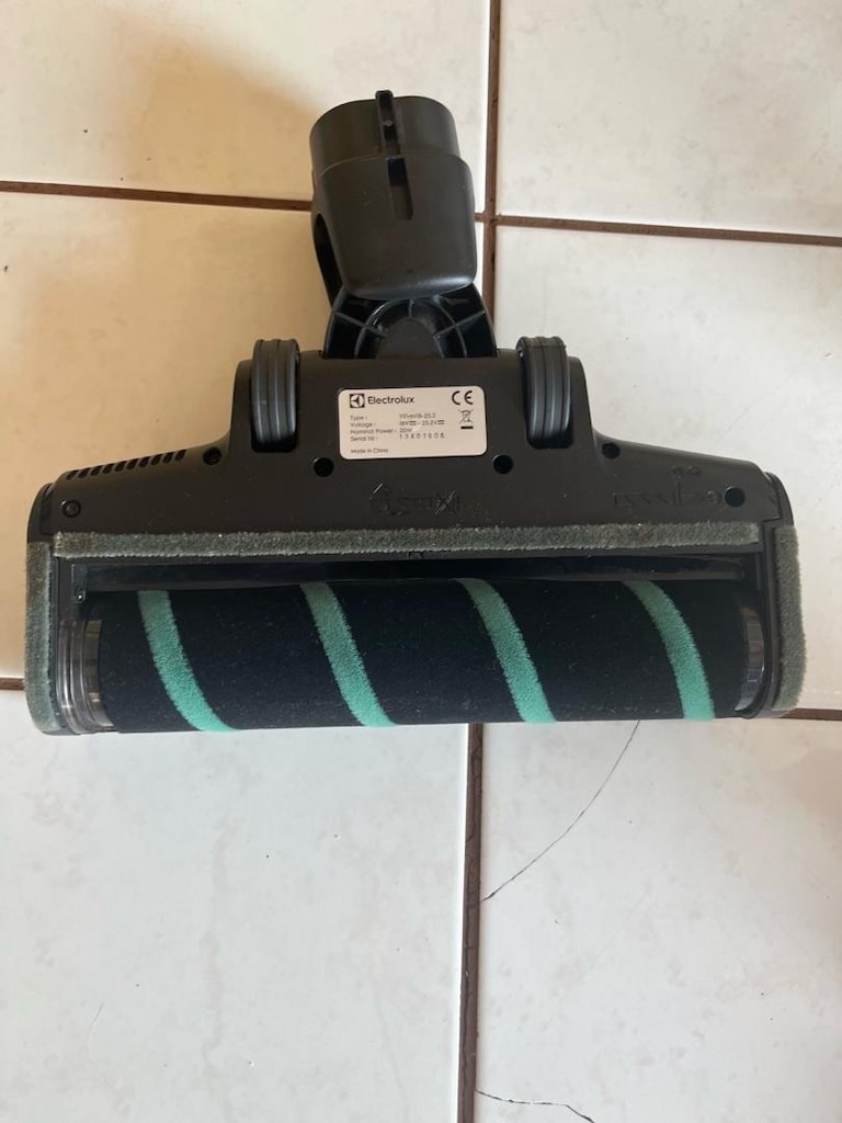 Electrolux WQ71-P50IB ve Pure Q9 Dikey Süpürge Turbo Başlık - 5