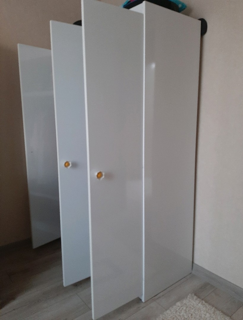 Çubuk İlçesinde 3 Kapaklı Beyaz Elbise Dolabı - 3
