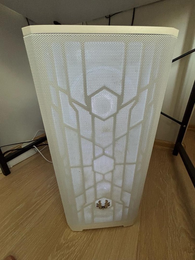 RTX 4060 + R5 5600 / 32 GB RAM / Wi-Fi Anakart / Beyaz Kasa Oyuncu PC - 4