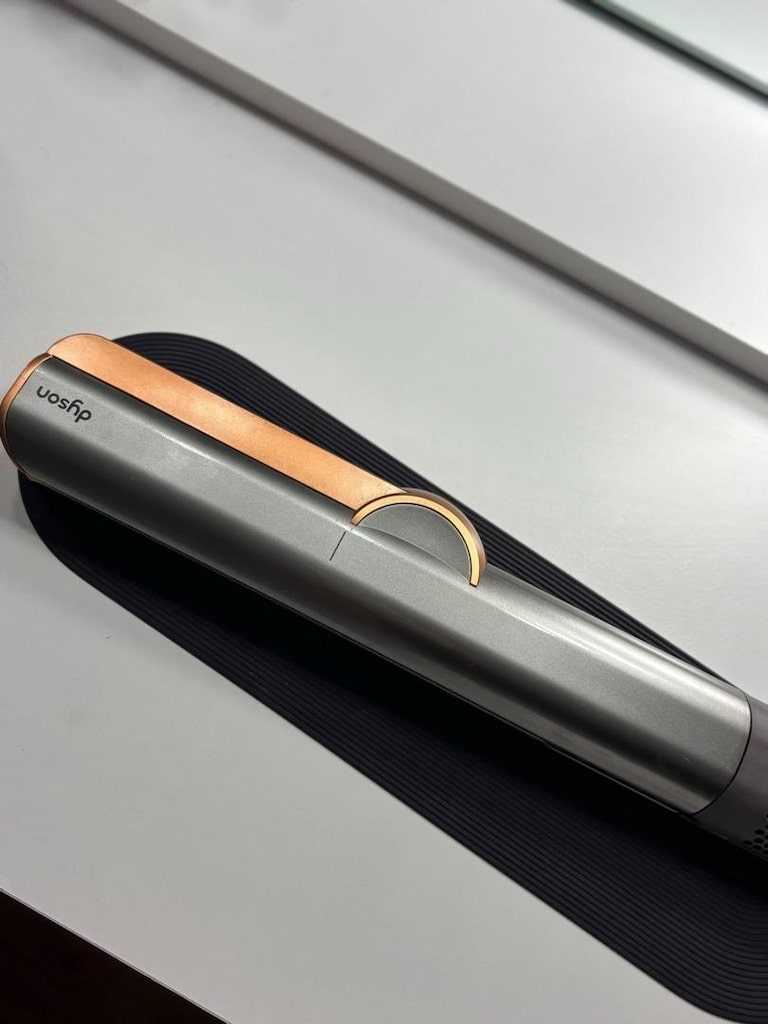 dyson airstrait - 2