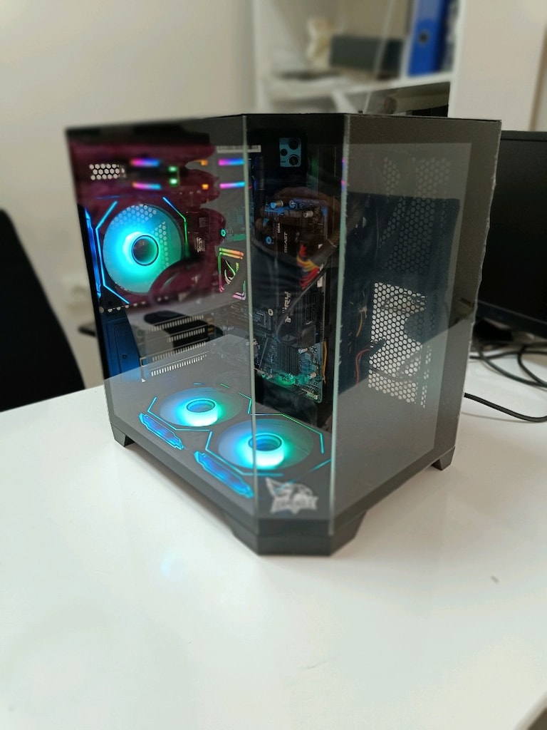 INTEL İ7 12700K 32 GB DDR4 SİYAH AKVARYUM KASA - 4