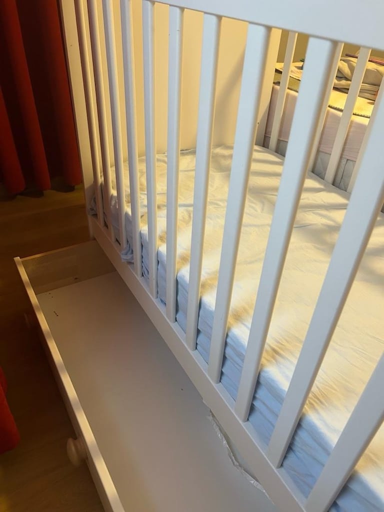 ikea bebek karyolası - 2