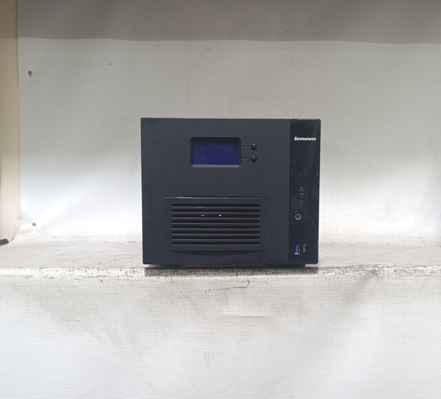LENOVO IX4-300D 4 HARD DİSK YUVALI NAS CİHAZI