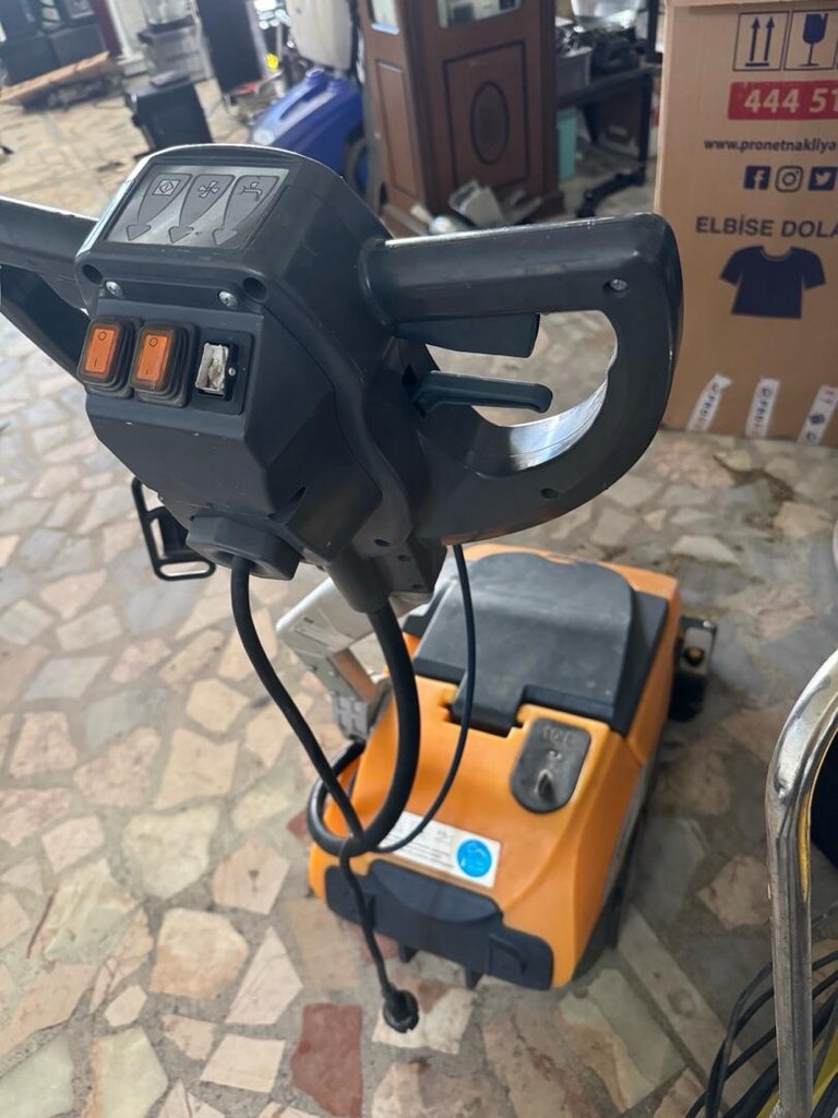 taski swingo 350 yer temizleme makinası - 4