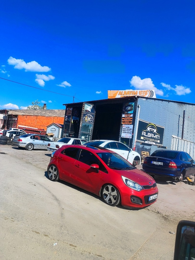 Kia Rio Sporty - 4