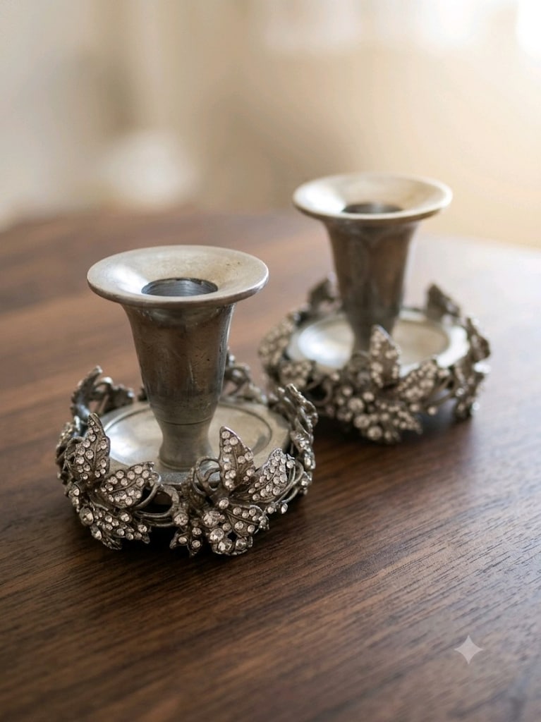 Metal ve Taş Detaylı İkili Vintage Şamdan Takımı