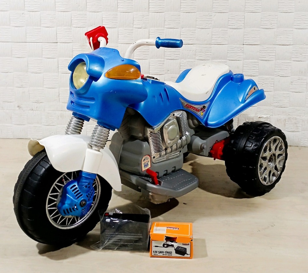 Akülü araba akülü motor 12 volt aküsü sıfır paketinde - 2
