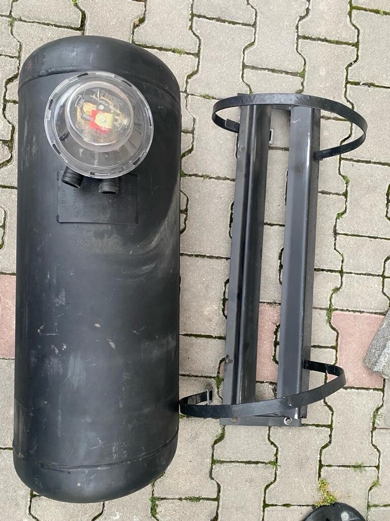 ATİKER SİLİNDİR LPG TANKI 3 YIL VAR BİTMESİNE HERŞEYİ ÜSTÜNDE VERİLECE - 4