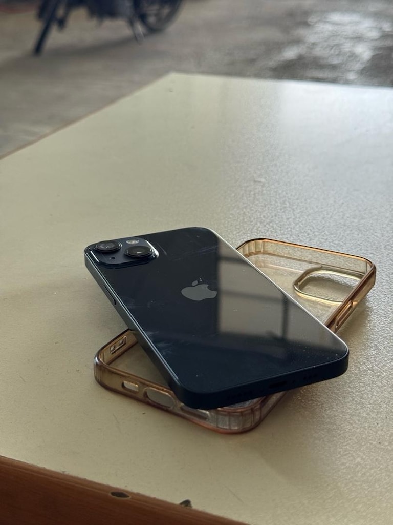 Sahibinden temiz iPhone 13