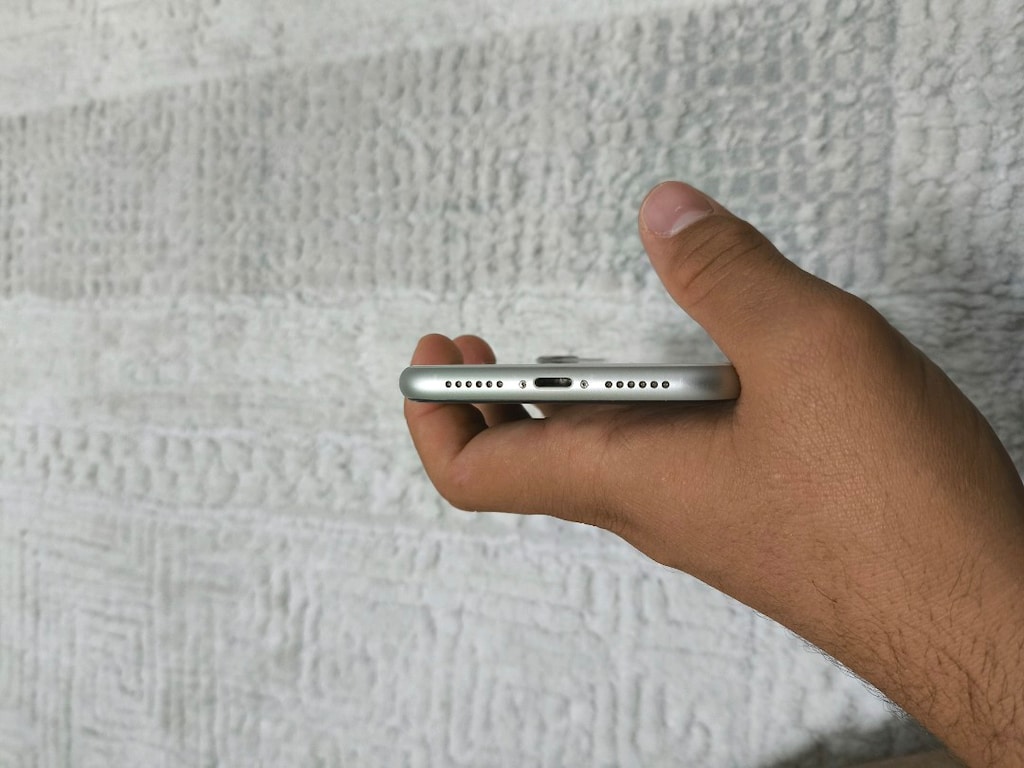 sıfırdan farksız iPhone 11 - 7