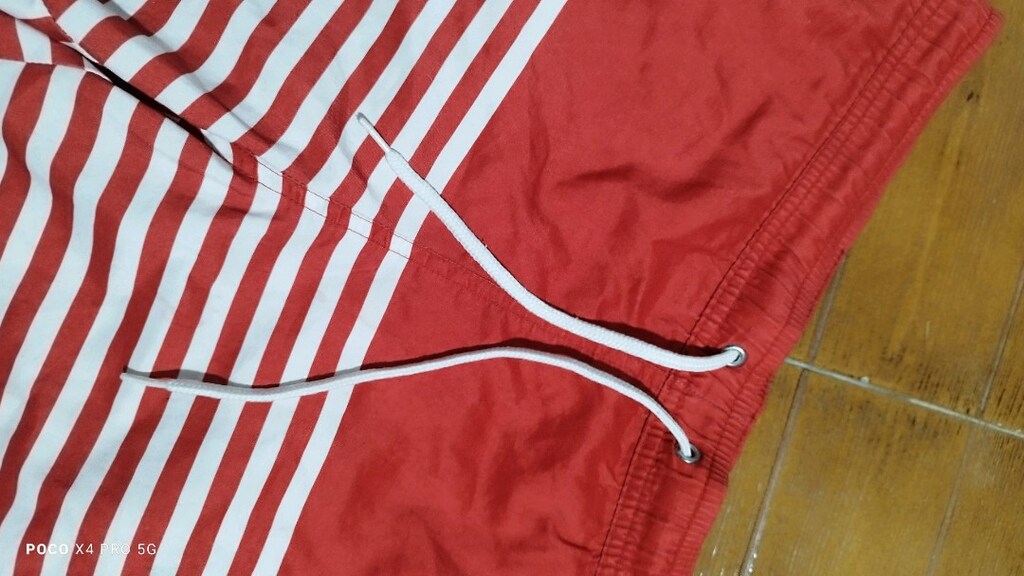 #Topman ünlü marka Şık şort..Az lekesi var, kosla ile geçer. - 3