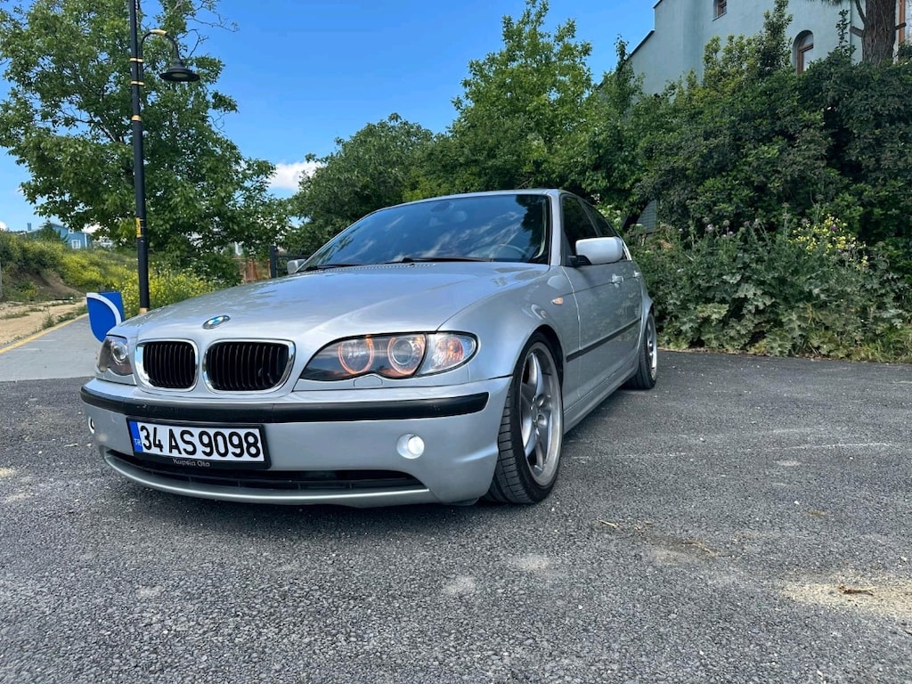 Gümüş Renk BMW - 11