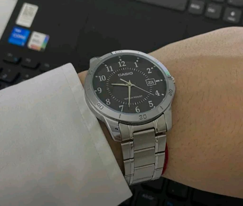 Casio Gümüş Renk Siyah Kadran Takvimli Erkek Kol Saati - 2