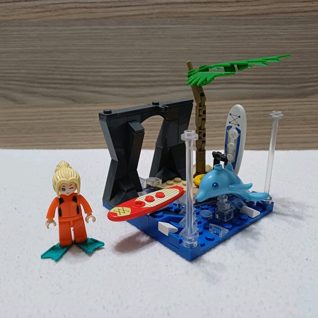 Lego Uyumlu Sörf Adayı & Yunus Temalı Yapı Seti (101 Parça - Eksiksiz