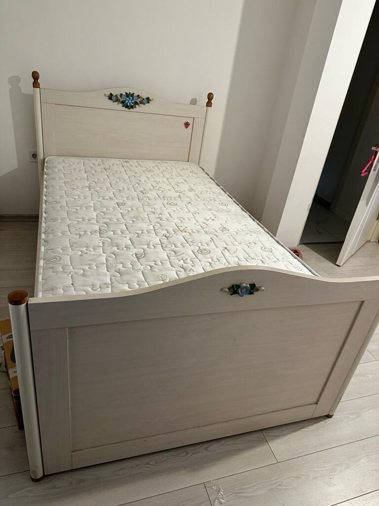 Çilek Genç Kız Oda Takımı - 5