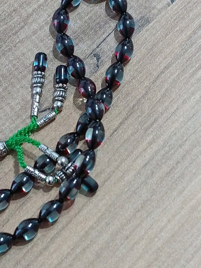 Kehribar Görünümlü Damla Kesim 33'lük Tesbih | Yeşil Örgü - 2