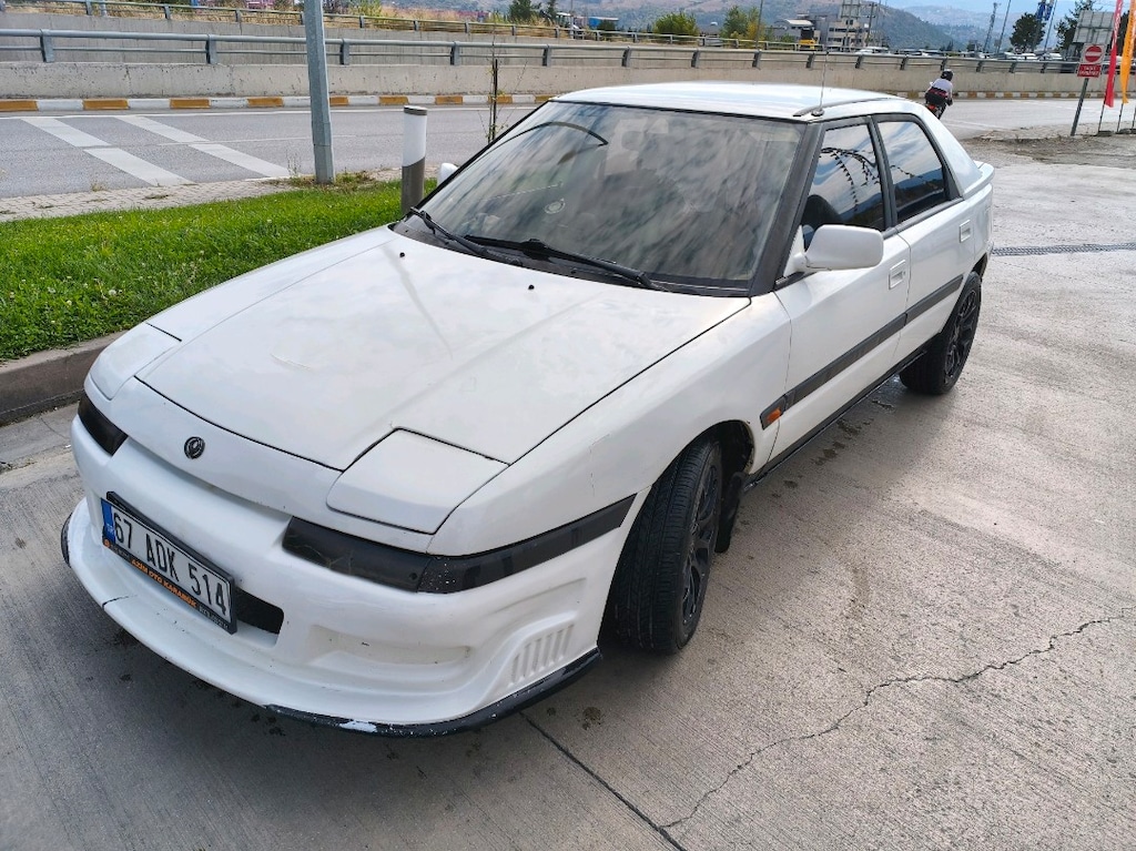 Mazda 323 HB 1.6 F 240 bin km - 2