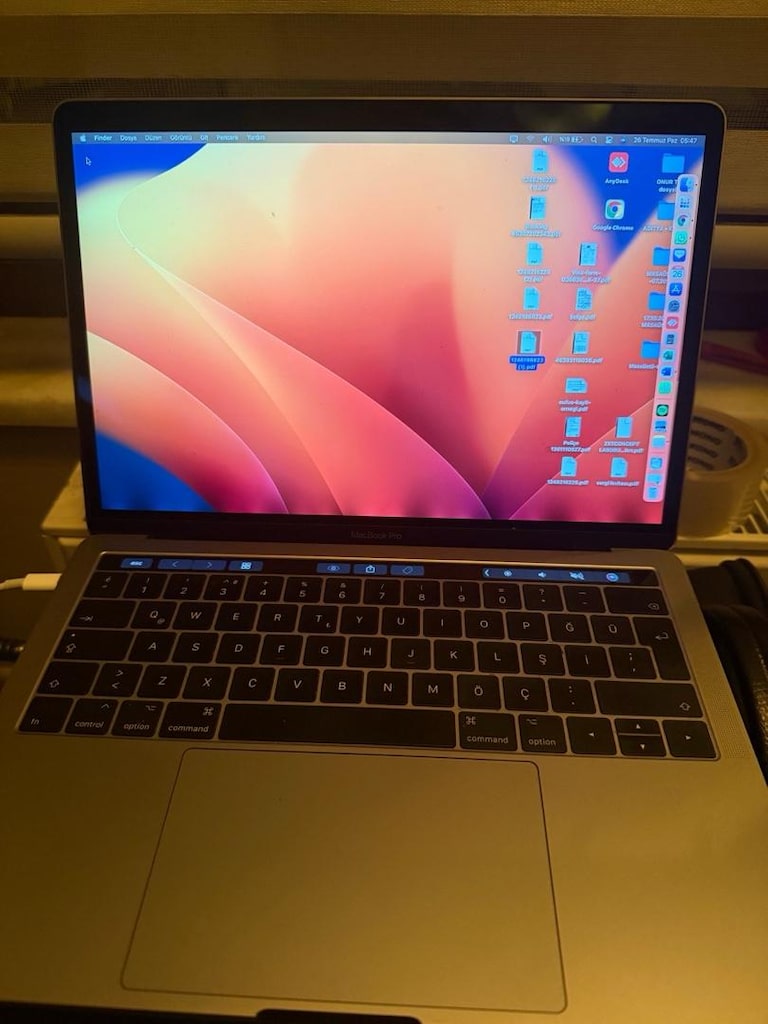 macbook pro ( touchbar ) 2017 - 3
