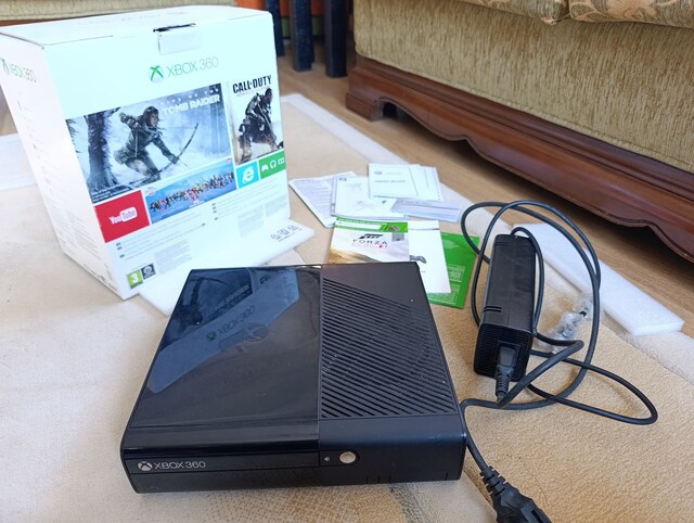 Kusursuz Xbox E | 5+ Oyunlu | Tam Set | Orijinal | 500GB