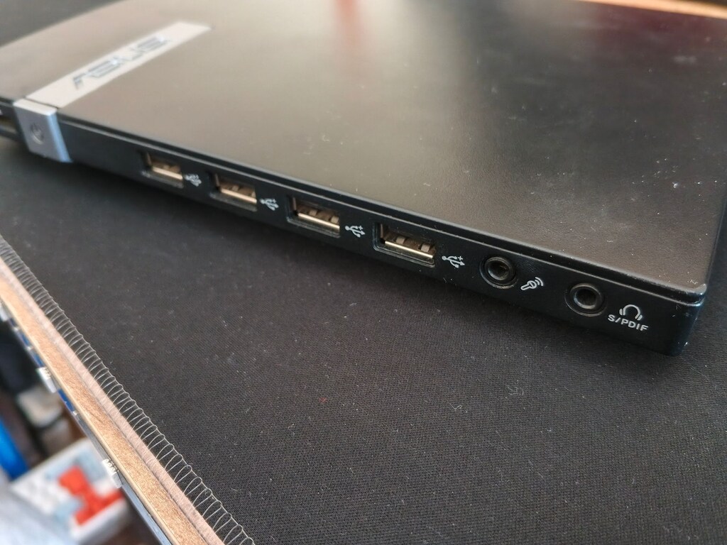 Asus Mini Pc İntel Atom 4 Çekirdek İşlemci 2GB Ram/128 GB SIFIR SSD - 2