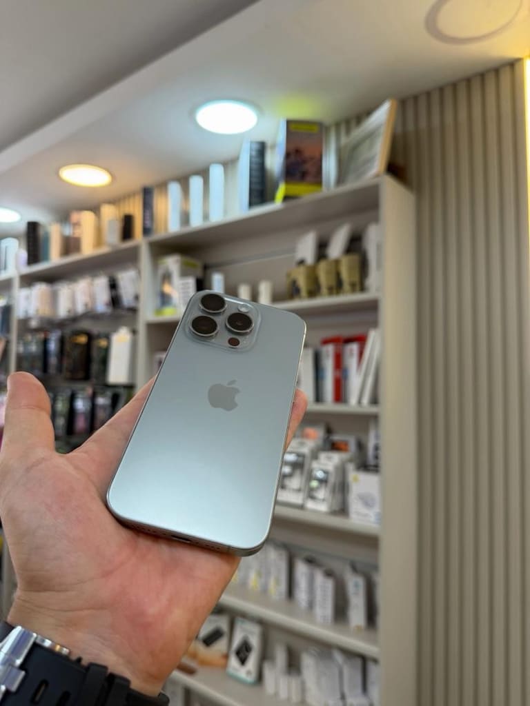 YD İPHONE 15 PRO 512 GB - 2