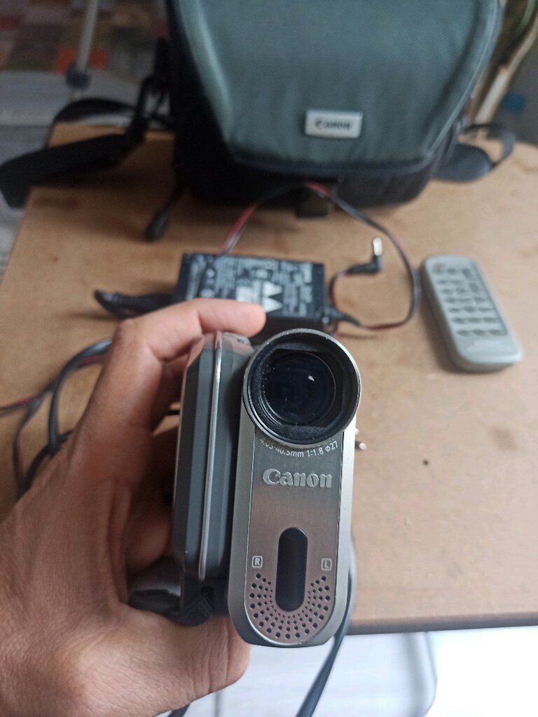 Canon DC 10 DVD video kamera - 4