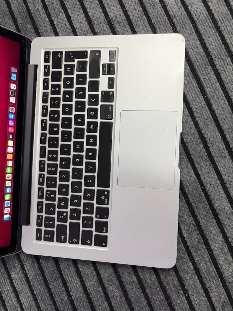 Satılık Kutulu MacBook Pro 13" (2013) - SSD'li seri cihaz - 6