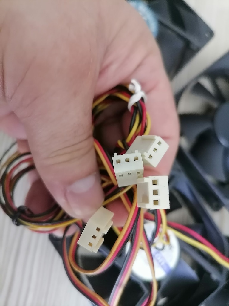 4 Adet 12V Pc Fan & Soğutucu (8x8 cm) - 6