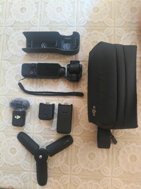 Dji osmo pocket 3 creater combo sıfır ayarinda