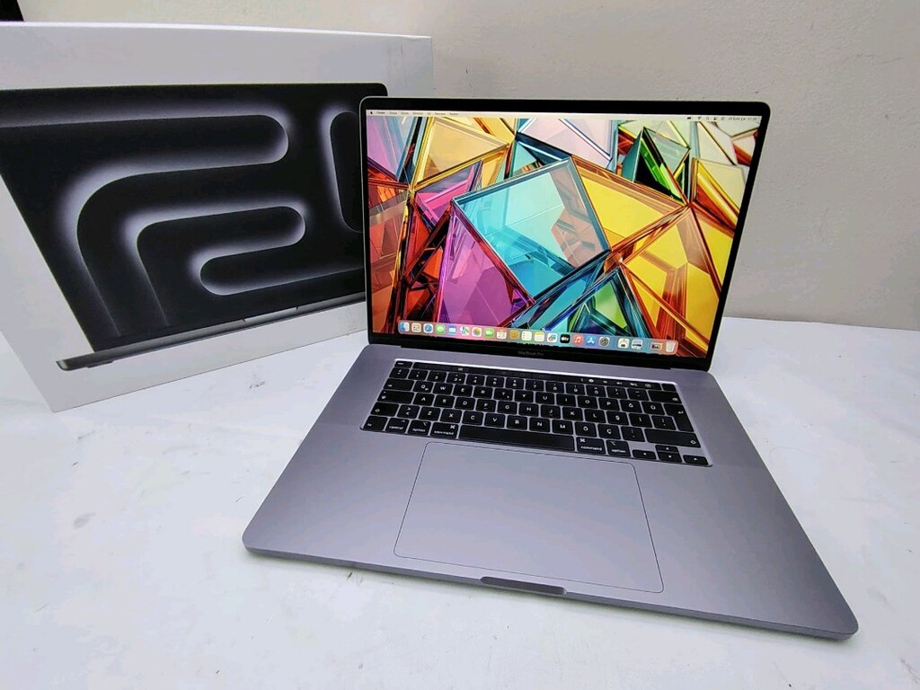 MacBook PRO İ9 İŞLEMCİ 16 İNÇ 1TB SSD 16GB RAM 4GB GPU - 2