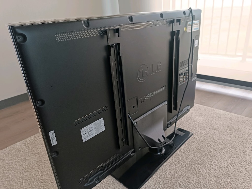 LG 42 inç full HD LED TV - 2