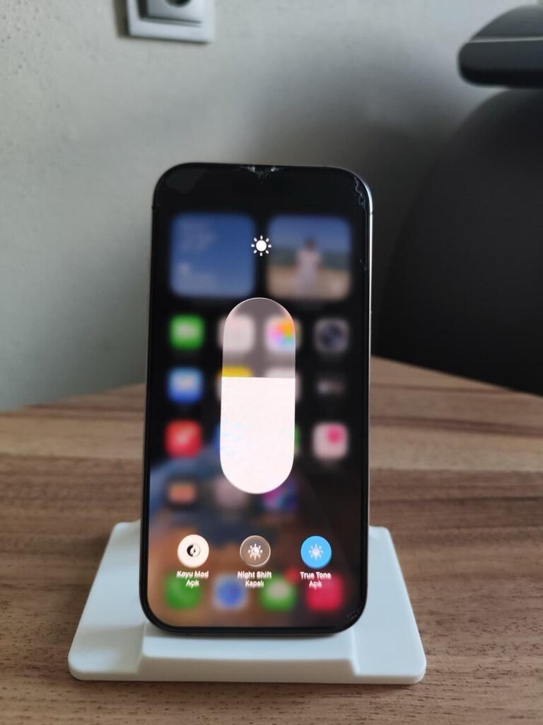 İPHONE 16 PRO - 7