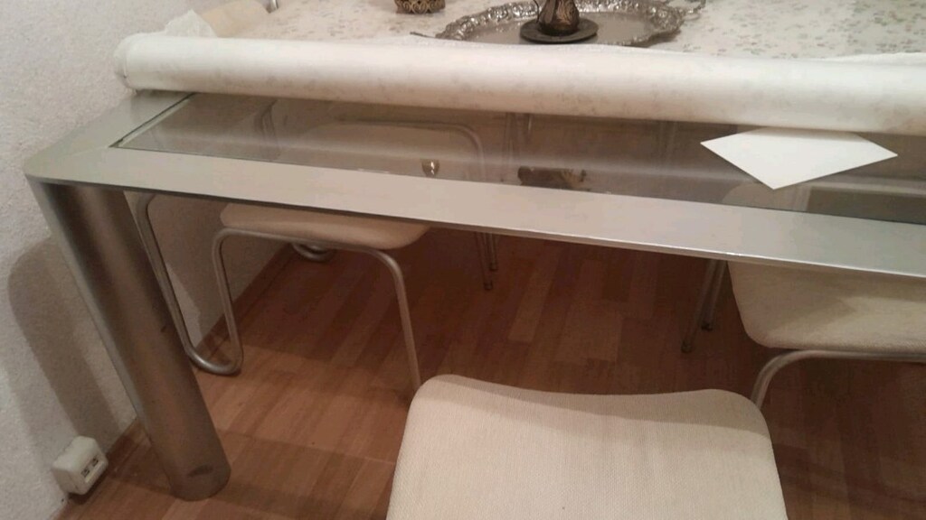 büyük salon için sekiz sandalyeli üstü camlı krom kaliteli masa - 3