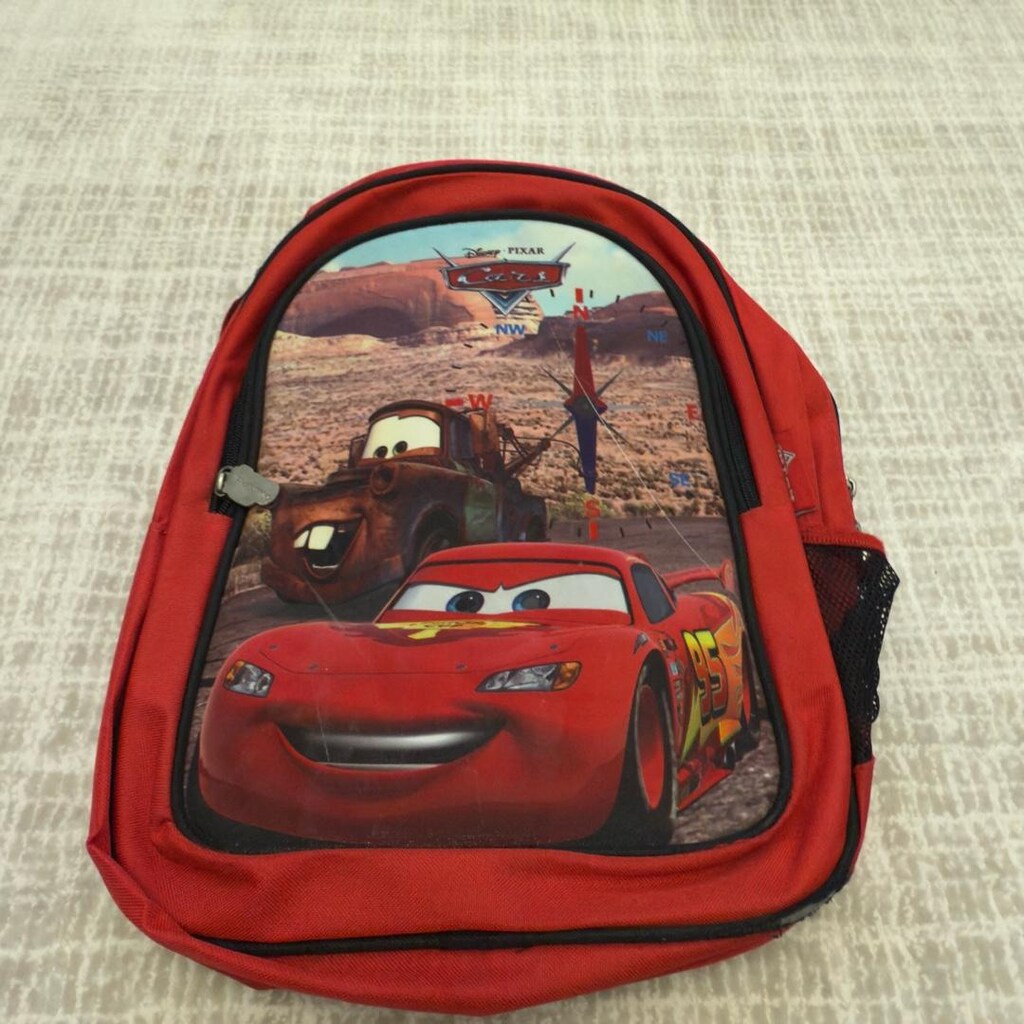 Disney Cars Kırmızı Arabalar Desenli Çocuk Okul Çantası